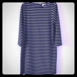 GAP Women’s Medium navy & white striped Dress